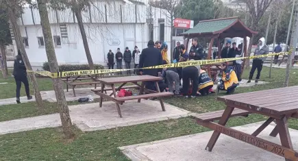 Esenyurt’ta dehşet: Önce eşini vurdu, sonra intihar etti