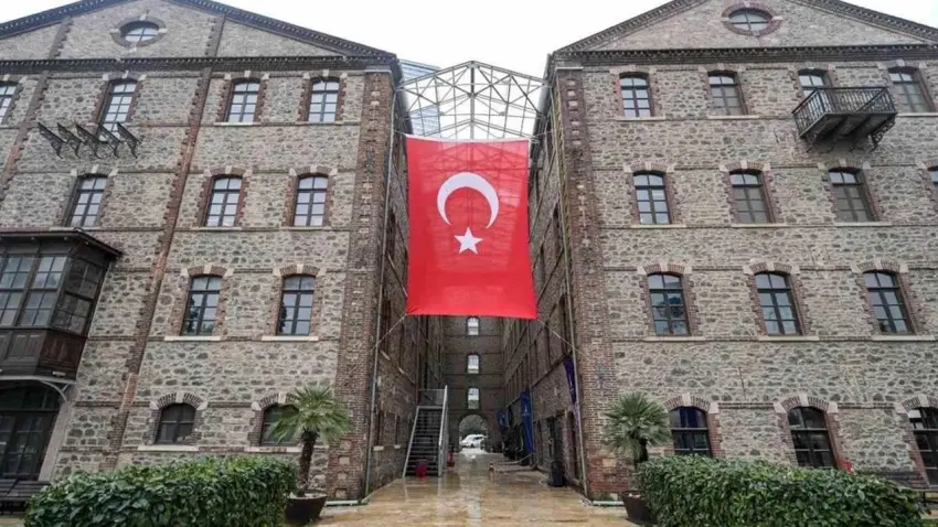 İzmir Barosu’ndan devir tepkisi: Hukuki dayanağı yok haberinin görseli