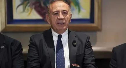 Mahkemeden CHP İstanbul kararı: Gürsel Tekin görevine devam edecek