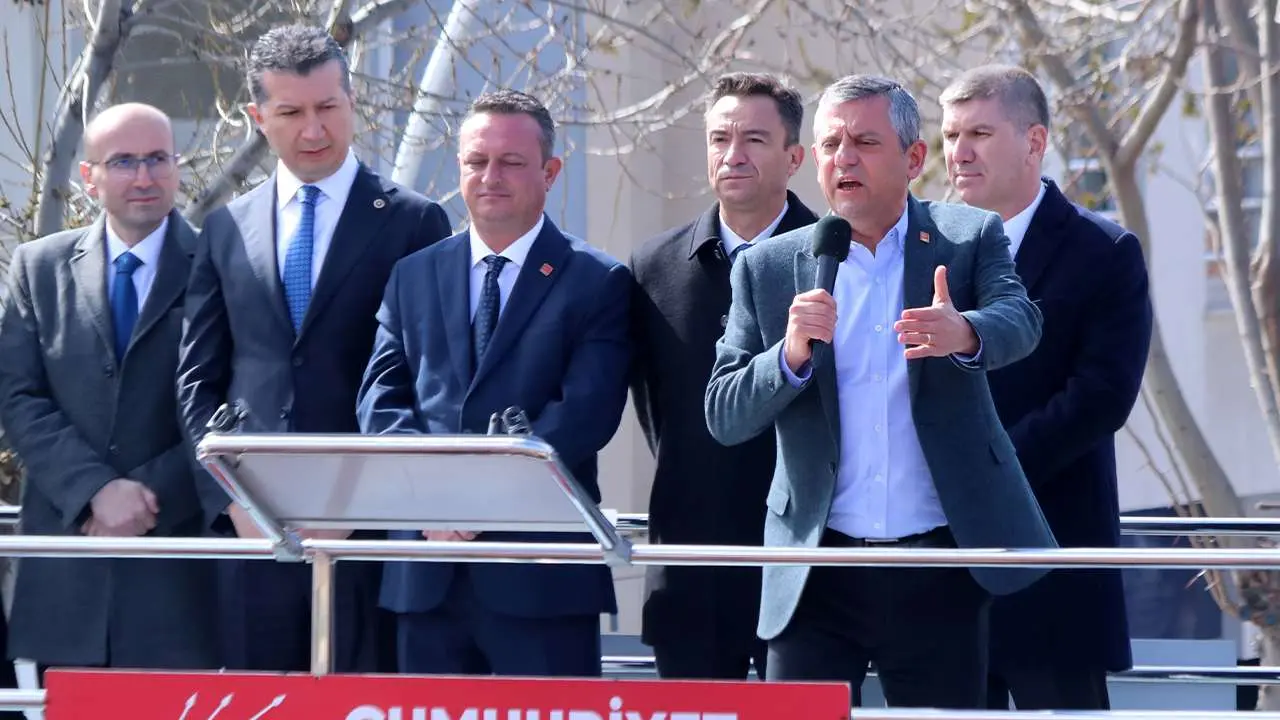 CHP lideri Özgür Özel: İran'ı kurtarmak ne Trump'a ne de eli kanlı Netanyahu'ya düşmüştür