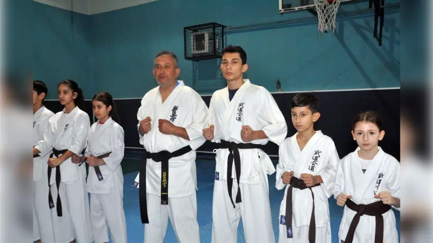 Gazi Baba ve Oğulları Budokaidoda Türkiye Şampiyonluğu Peşinde haberinin görseli