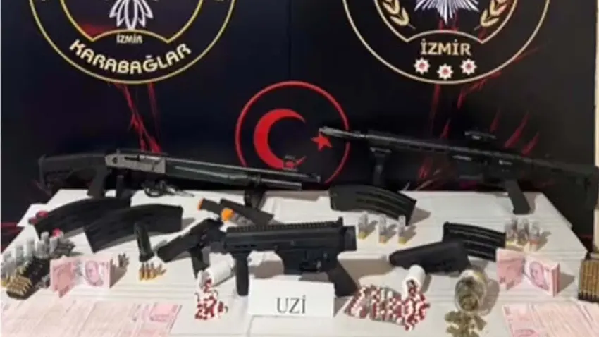 İzmir’de yaralı şüpheli paniği: Hastaneden kaçtı, evinden cephanelik çıktı haberinin görseli
