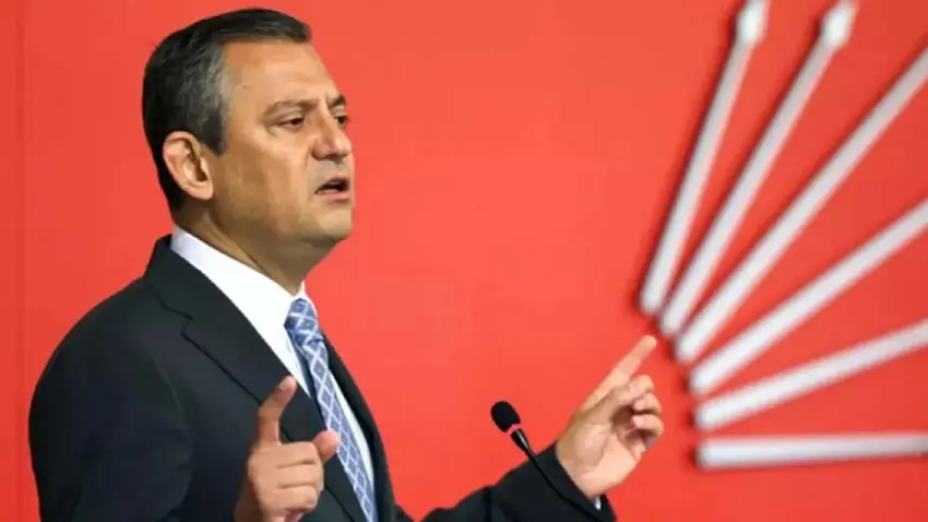 CHP lideri Özel: Bölgemizde savaş ve çatışma istemiyoruz haberinin görseli