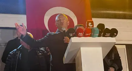 CHP lideri Özgür Özel, Tanju Özcan’a destek için Bolu’da 