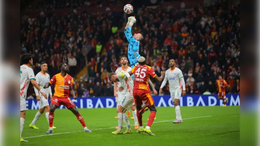 Galatasaray’dan 31 maçlık yenilmezlik serisi haberinin görseli