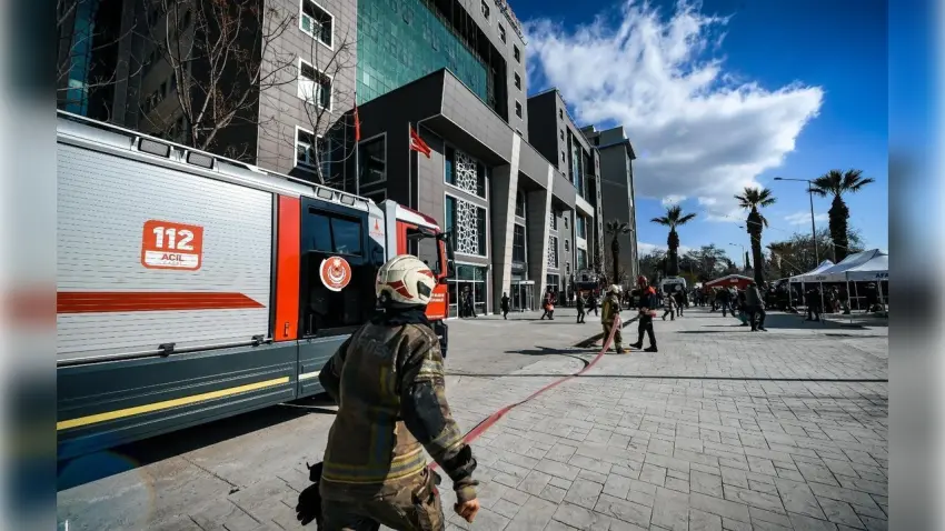 İzmir Adliyesi’nde gerçeğini aratmayan bomba tatbikatı haberinin görseli