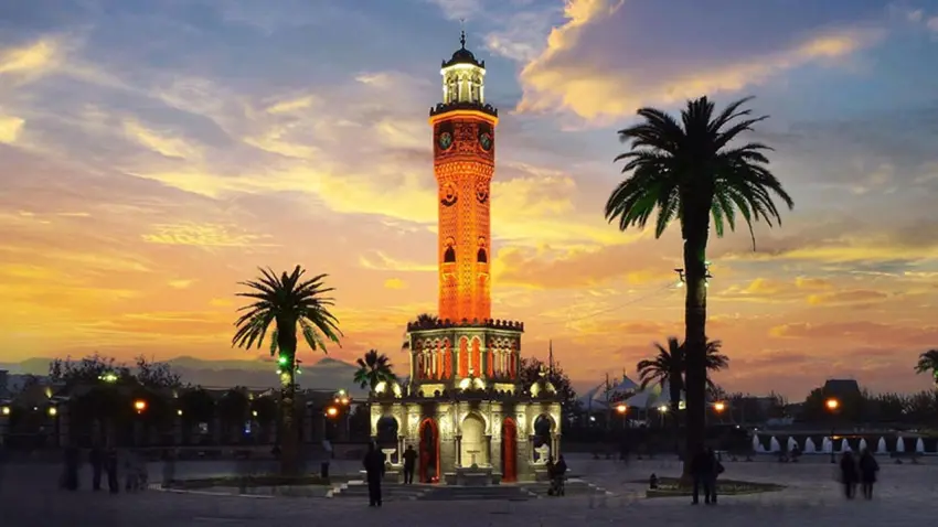 İzmir’de Mart kapıdan baktırıp kazma kürek yaktıracak haberinin görseli