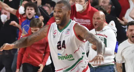 Karşıyaka’ya potada M'Baye engeli