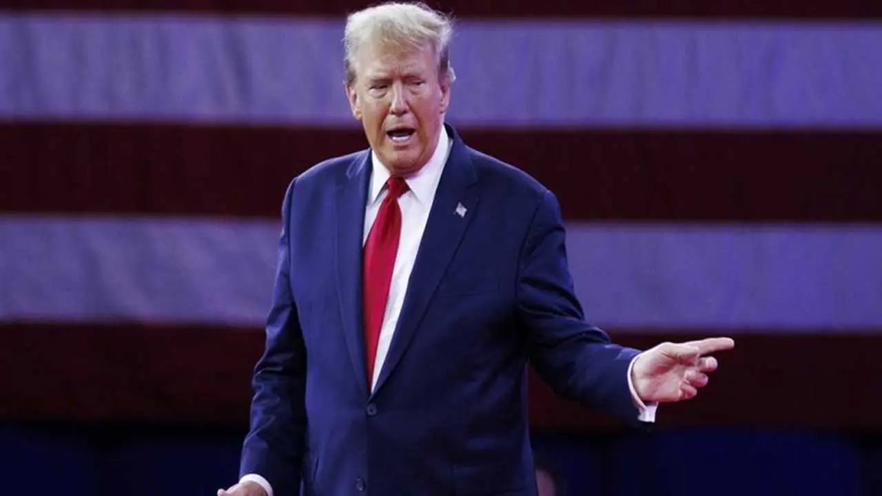 Trump: İran donanmasına ait 9 gemi imha edildi