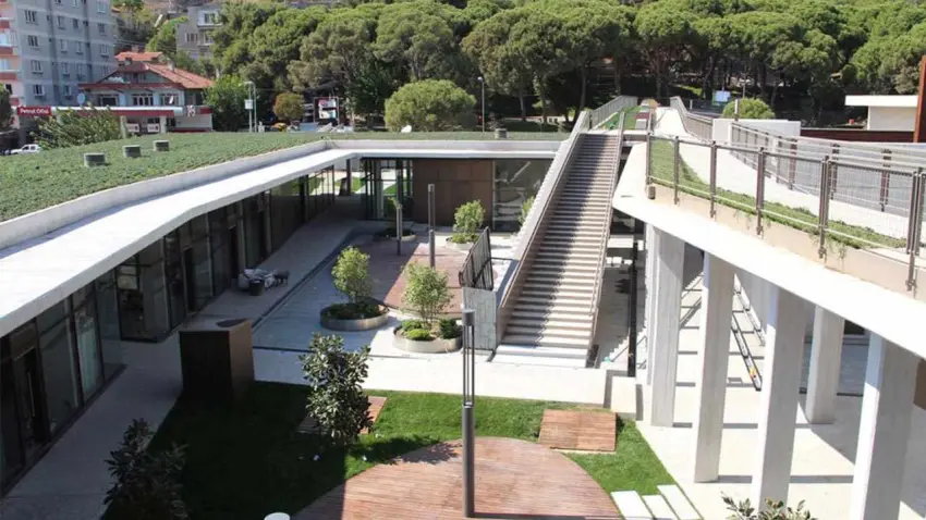 Bergama Kültür Merkezi’nde mart ayı sanatla geçecek haberinin görseli