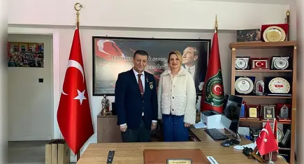 EÜ Diş Hekimliği Fakültesi’nden şehit yakınları ve gazilere ziyaret