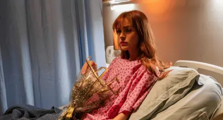 Jasmine dizisi yayından kaldırıldı! Asena Keskinci ilk kez konuştu: O sahneler kontrollü çekildi