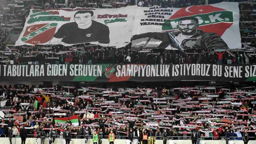 Karşıyaka, Altay’ı ezdi geçti haberinin görseli