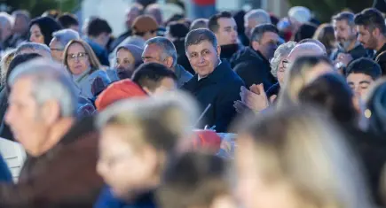 Başkan Cemil Tugay Güzelbahçe’de iftar sofrasında vatandaşlarla buluştu