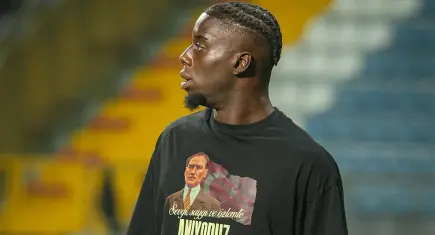 Göztepe’de Malcom Bokele krizi: Stoilov’dan uyarı, forma şansı beklemede