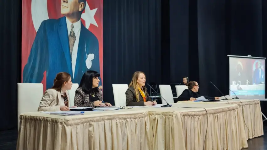 Konak Meclisi’nde personel sınavı gerginliği: Bir belediye çalışanı soyguna karıştı haberinin görseli