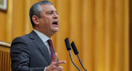 Özgür Özel: Ne dinin elden gitmesine ne inanç özgürlüğünün kısıtlanmasına izin vermeyiz