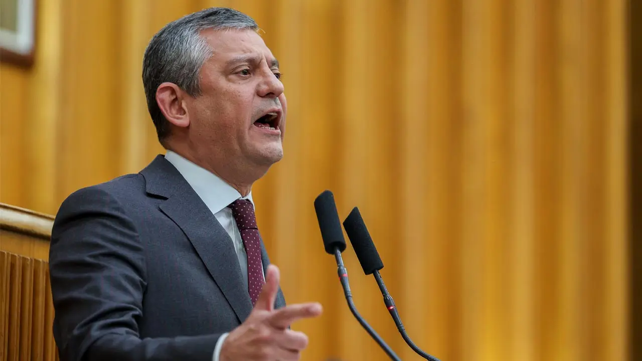 Özgür Özel: Ne dinin elden gitmesine ne inanç özgürlüğünün kısıtlanmasına izin vermeyiz