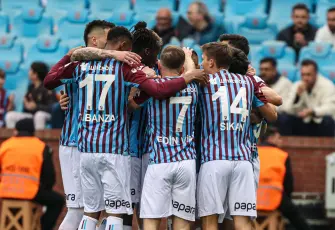 Trabzonspor, Başakşehir’i 4-2 yenerek çeyrek final biletini kaptı!