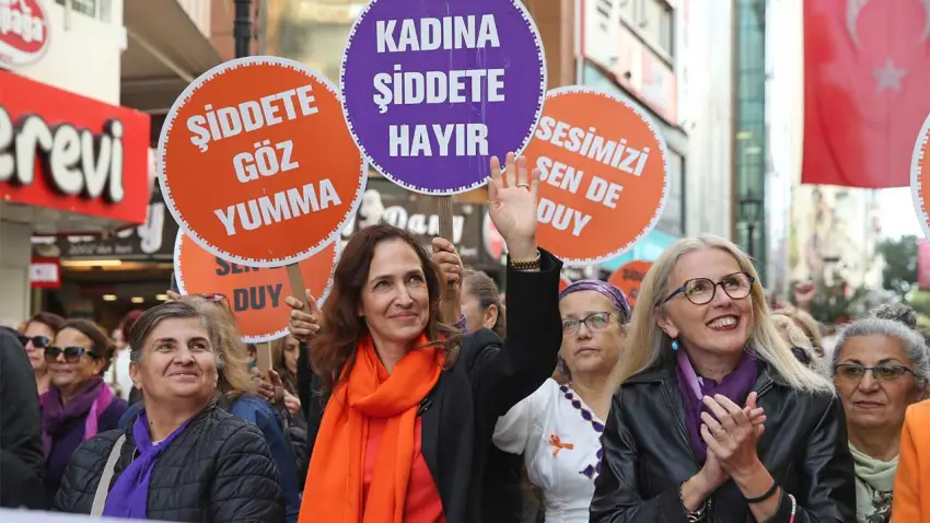 8 Mart’ta kadınlar Karşıyaka’da buluşuyor haberinin görseli