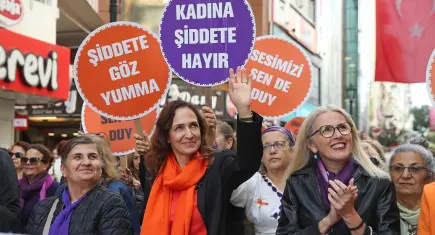 8 Mart’ta kadınlar Karşıyaka’da buluşuyor
