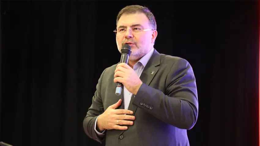 AK Partili Saygılı’dan CHP’ye Karşıyaka tepkisi: Önce işçilerin maaşını ödeyin haberinin görseli