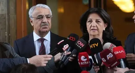 Ankara'da kritik görüşme:DEM Parti heyeti yeni bakanlarla masaya oturdu