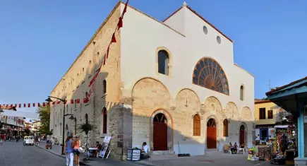 Çeşme’de Kadınlar Günü coşkusu
