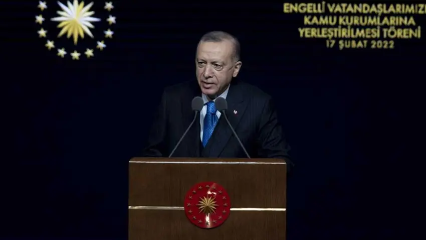 Cumhurbaşkanı Erdoğan: Faiz, döviz kuru, enflasyon prangasını da parçalayıp atacağız haberinin görseli