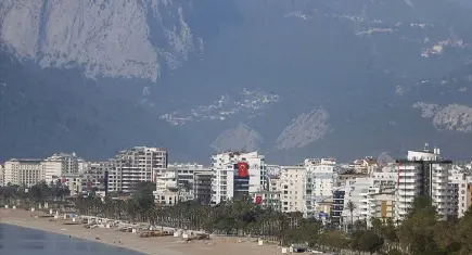 Geçen yıl yabancılar Türkiye genelinde 70 ilden konut aldı