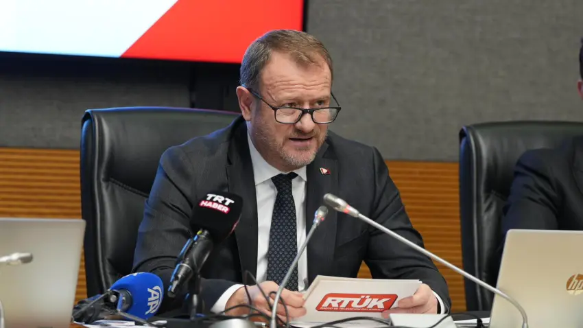 Gençlerin yüzde 88’i sosyal medyada yaş sınırını destekliyor haberinin görseli