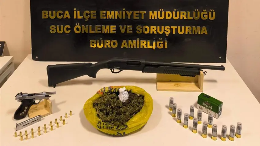 İzmir haber: 7 yıl 11 ay kesinleşmiş hapis cezası bulunan firari hükümlü yakalandı haberinin görseli