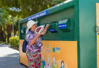 Mobil Atık Getirme Merkezleriyle atıklar dönüşüyor