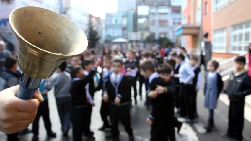 Okullarda ikinci ara tatil ne zaman başlıyor, kaç gün sürecek? Bayram tatili ile ara tatil birleşecek mi?  haberinin görseli