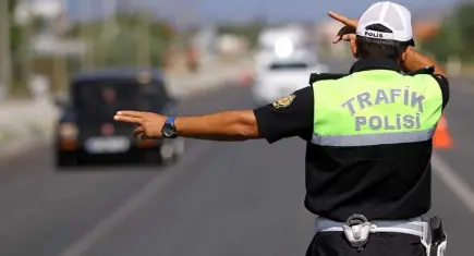 Trafikte yüzde 10 tolerans devri bitti: Hız yapmanın cezası 30 bin TL!