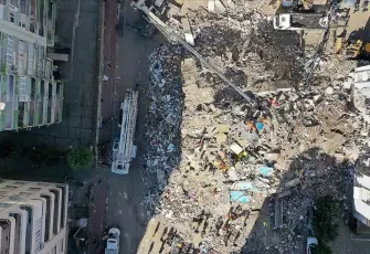 10 kişiye mezar olan Belük Apartmanı’nın ruhsatsız inşa edildiği ortaya çıktı