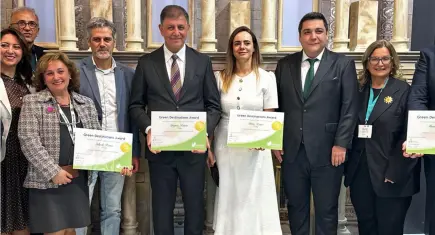 Çeşme’ye sürdürülebilir turizmde Altın Ödül