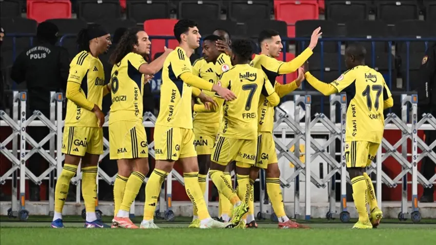 Fenerbahçe, Gaziantep FK’yı 4-0 mağlup ederek fark yarattı
