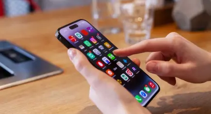 iPhone’da "Coruna" alarmı: Tek bir tıklama tüm verilerinizi ele geçirebilir!