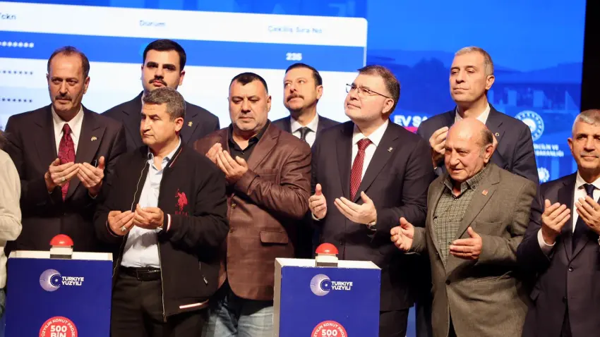 AK Partili Saygılı: Biz, verdiği sözün arkasında duran bir siyasi anlayışın temsilcileriyiz haberinin görseli