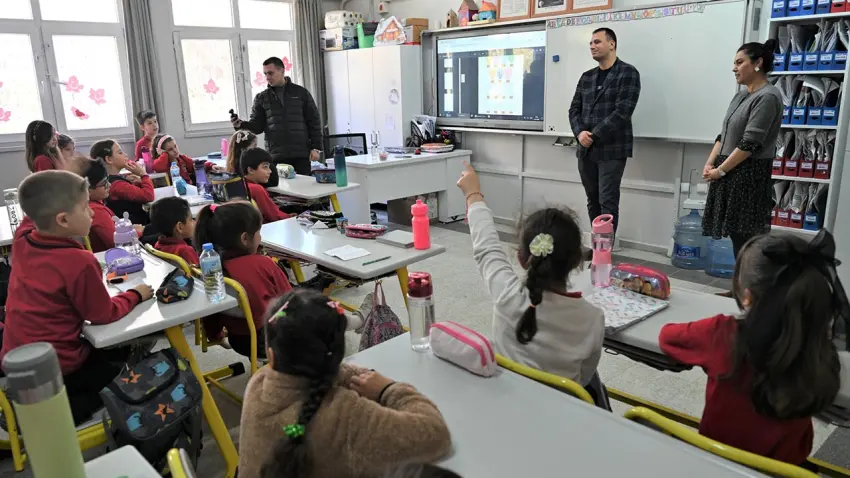 Başkan Eşki’den miniklere yerel yönetim dersi haberinin görseli