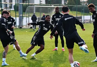 Beşiktaş, Galatasaray maçı öncesi hazırlıklarını tamamladı