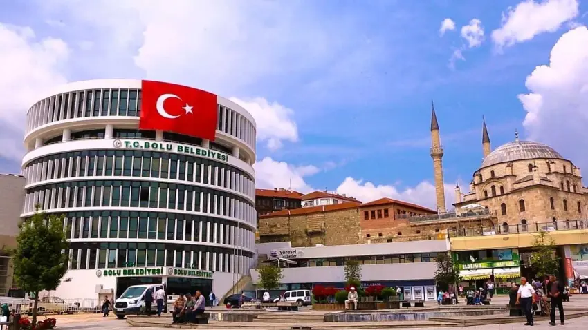 Bolu Belediyesi’nde yeni dönem: Başkanvekili Mehmet Tuna Özcan oldu haberinin görseli