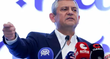 Özgür Özel: Çiftçilerin kredilerinin faizlerini sileceğiz, ana parayı 5’e böleceğiz
