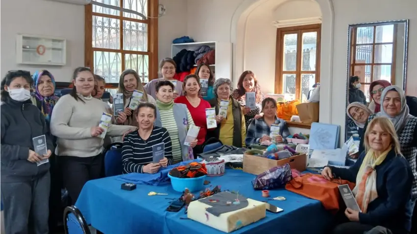 ‘Ramazan’da Sağlık’ programı İzmir’de vatandaşlarla buluşuyor haberinin görseli