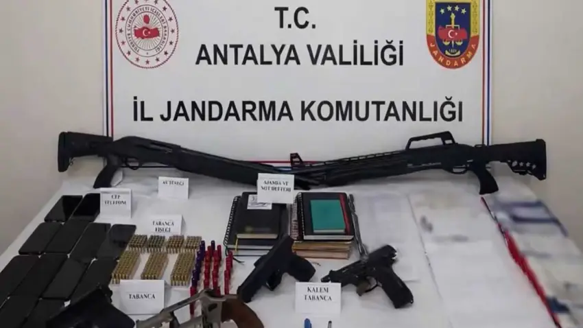 Tefeci şebekesine dev darbe: 4,5 milyar TL'lik hesap trafiği deşifre edildi! haberinin görseli