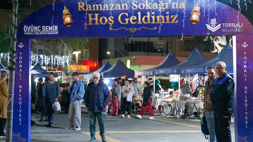 Torbalı’da ‘Ramazan Sokakları’ kapılarını açtı haberinin görseli