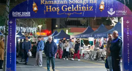 Torbalı’da ‘Ramazan Sokakları’ kapılarını açtı