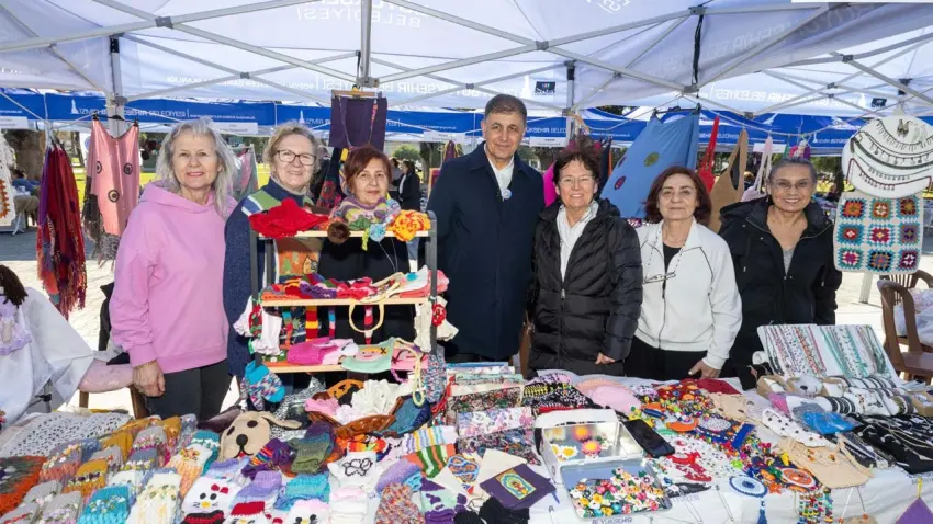Başkan Tugay’dan 8 Mart kapsamında kadınlara destek mesajı haberinin görseli