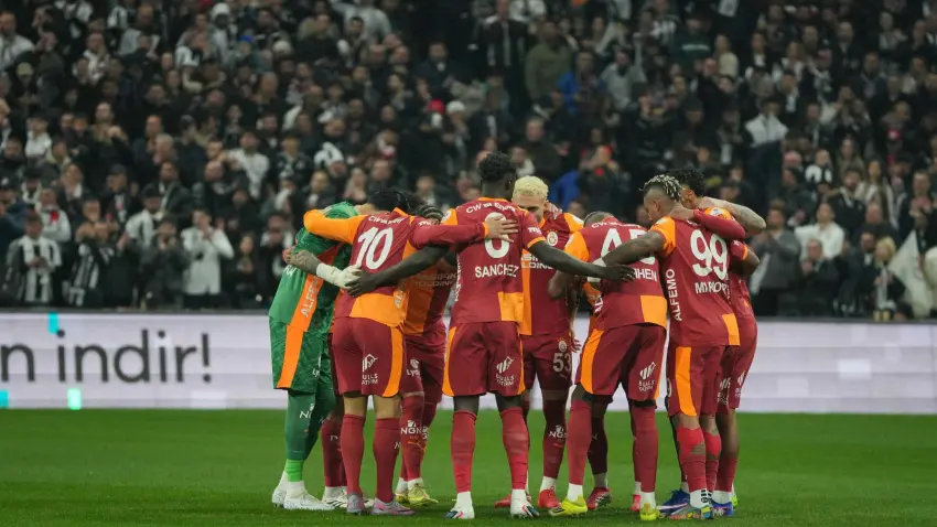 Galatasaray, Beşiktaş karşısında ilk yarıyı 1-0 önde bitirdi haberinin görseli